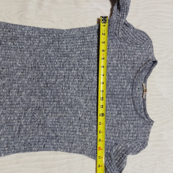 Madewell Ribbed Bubble-Sleeve Dress - Picture 12 of 16